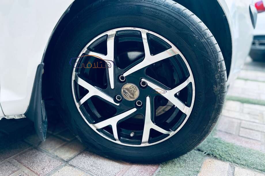 Getz Hyundai أبيض