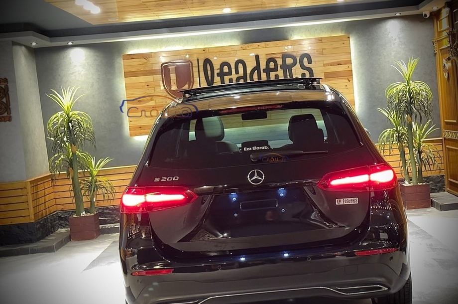 B 200 Mercedes Black