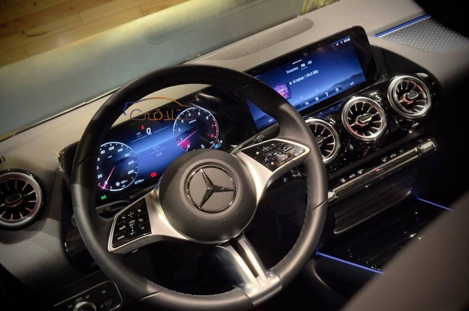 B 200 Mercedes Black