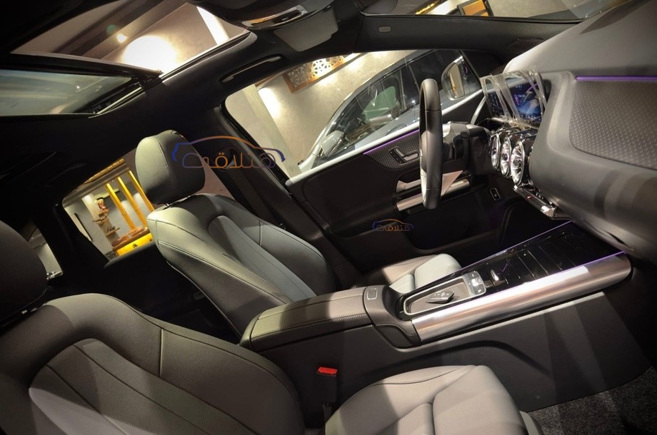 B 200 Mercedes Black