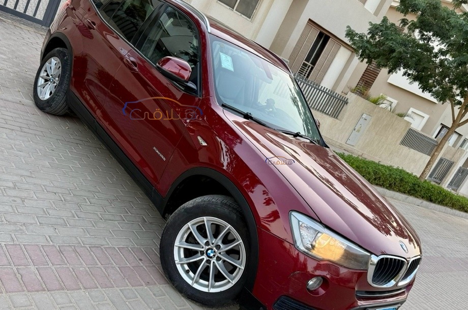 X3 BMW Dark red