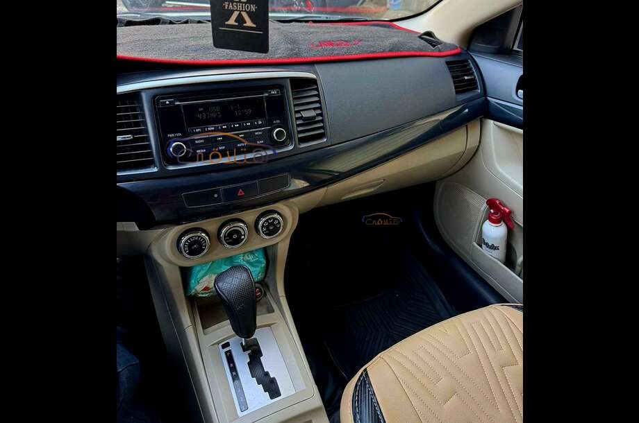 Lancer EX Shark Mitsubishi White