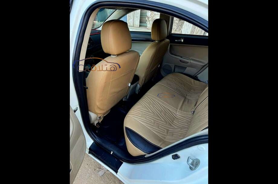 Lancer EX Shark Mitsubishi White