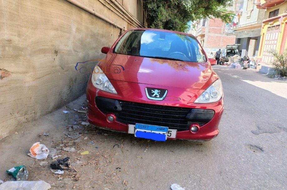 307 Peugeot احمر