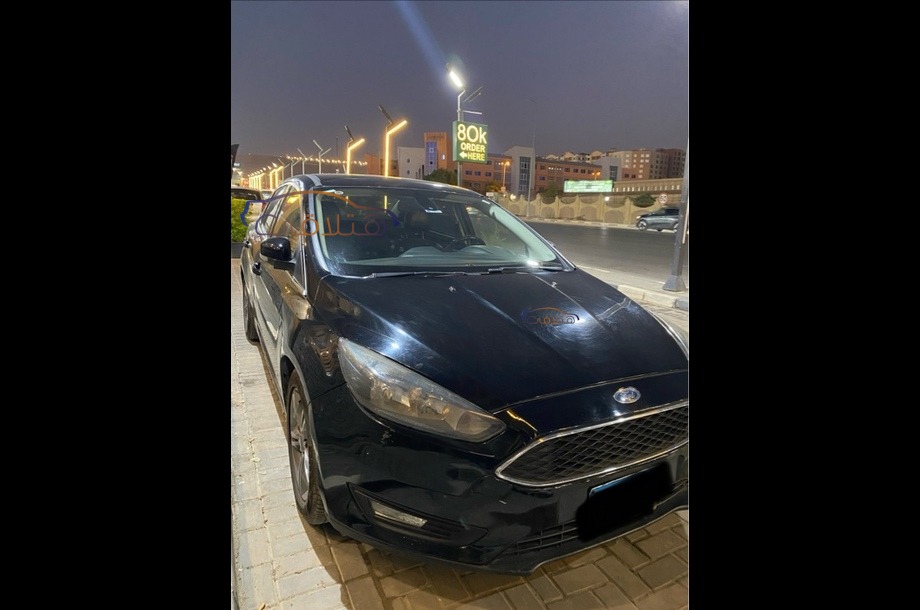 Focus Ford Black