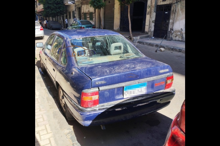 Vectra Opel أزرق