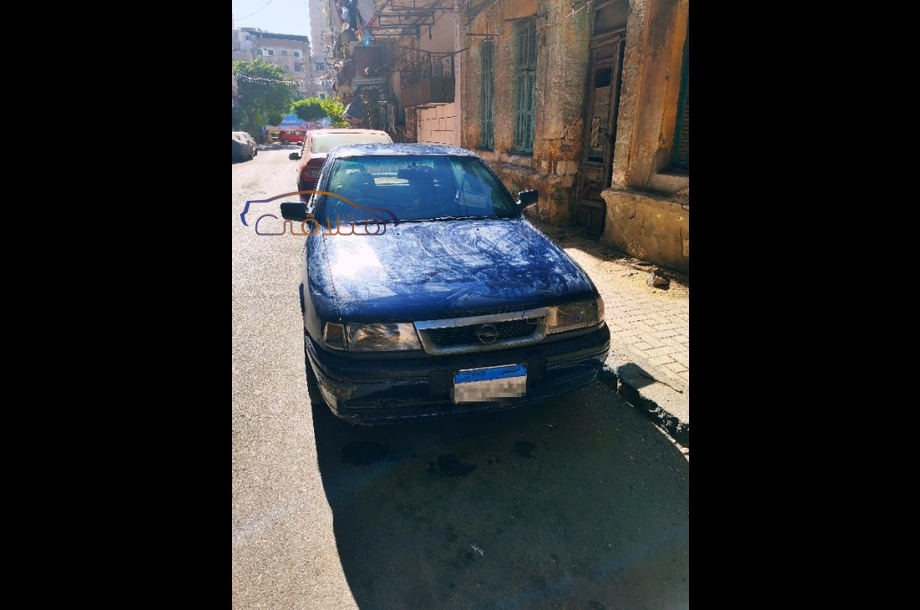 Vectra Opel أزرق
