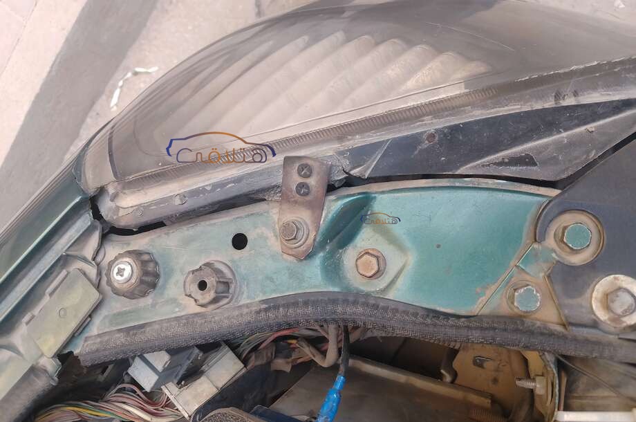 Clio Renault أخضر