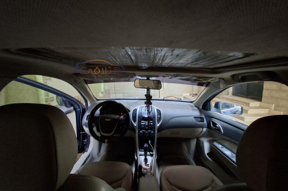 Optra Chevrolet الأزرق الداكن