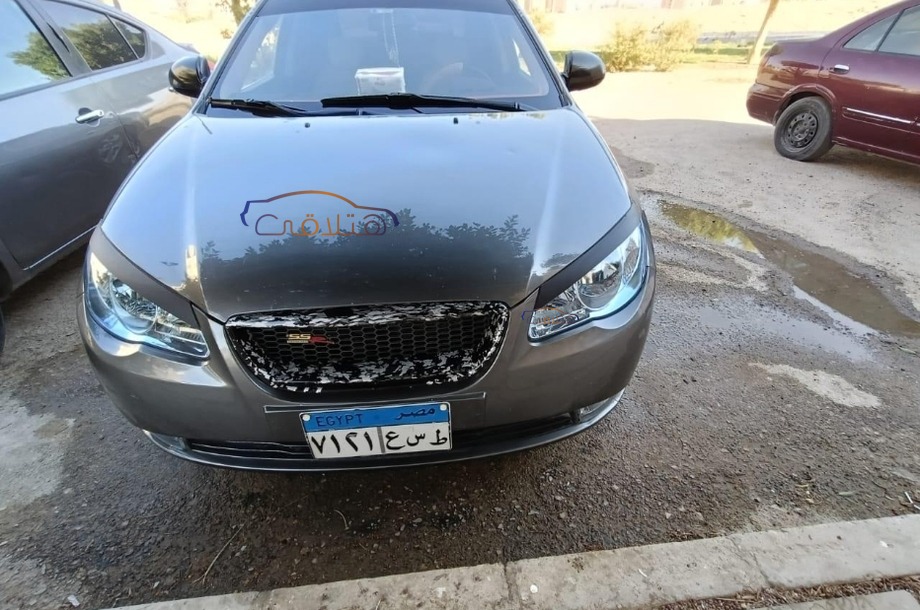 Elantra Hyundai Dark grey