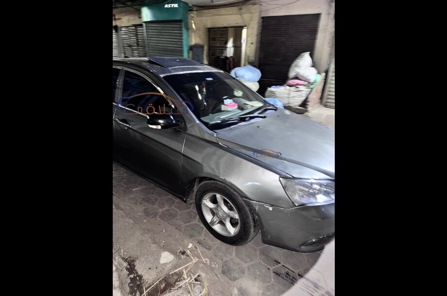 Emgrand 7 Geely فضي