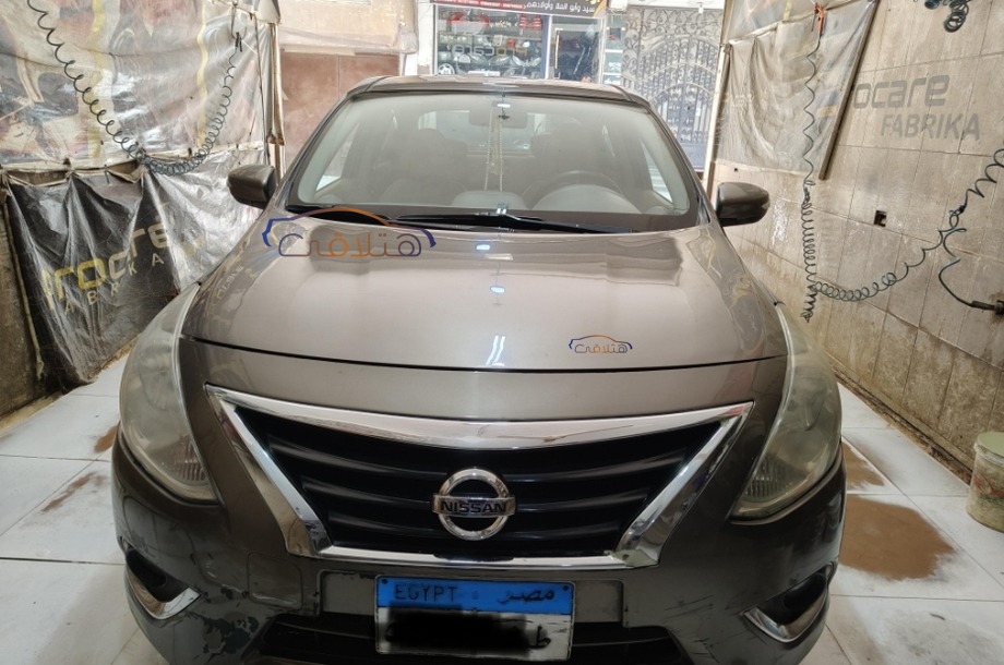 Sunny Nissan برونزي