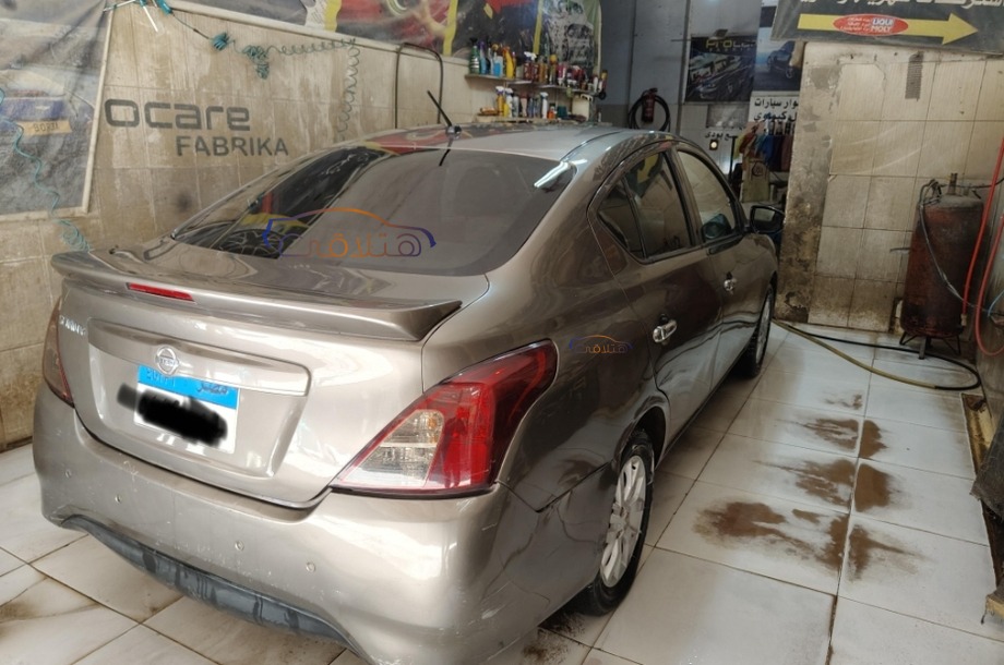 Sunny Nissan برونزي