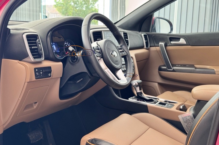Sportage Kia احمر