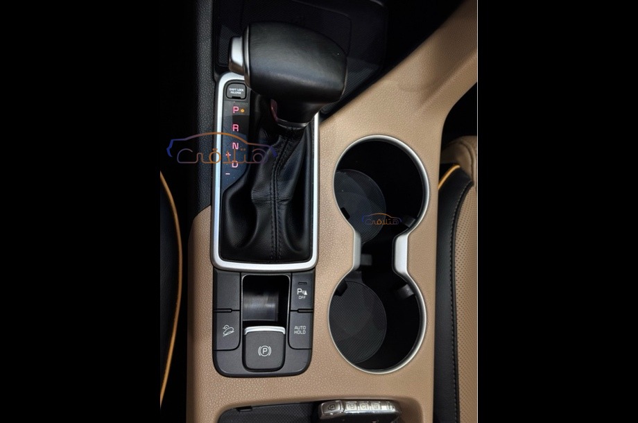 Sportage Kia احمر