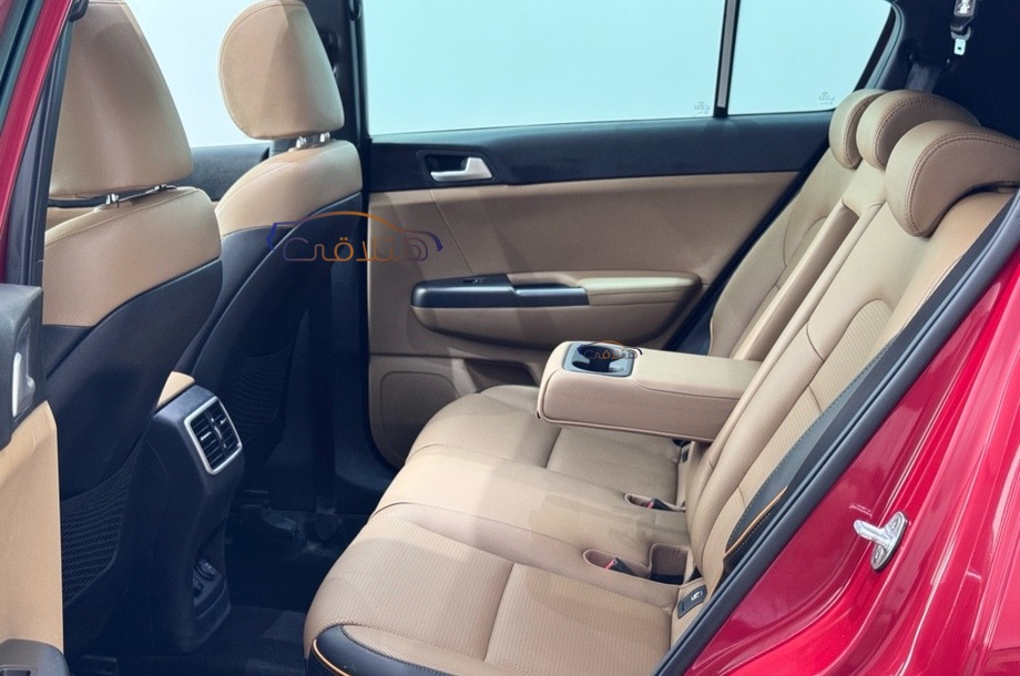 Sportage Kia احمر