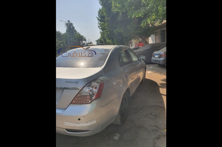 Emgrand 7 Geely فضي