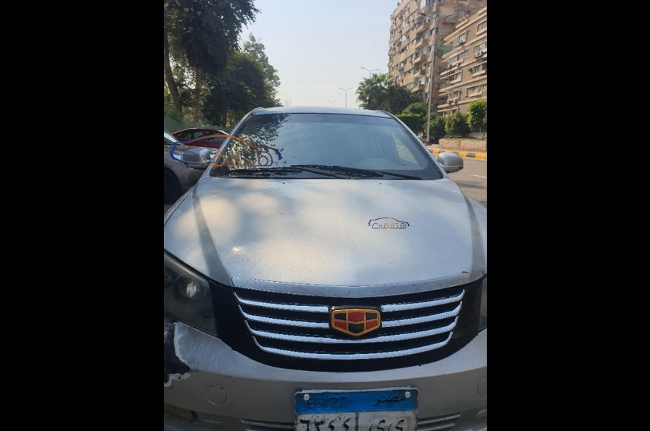 Emgrand 7 Geely فضي