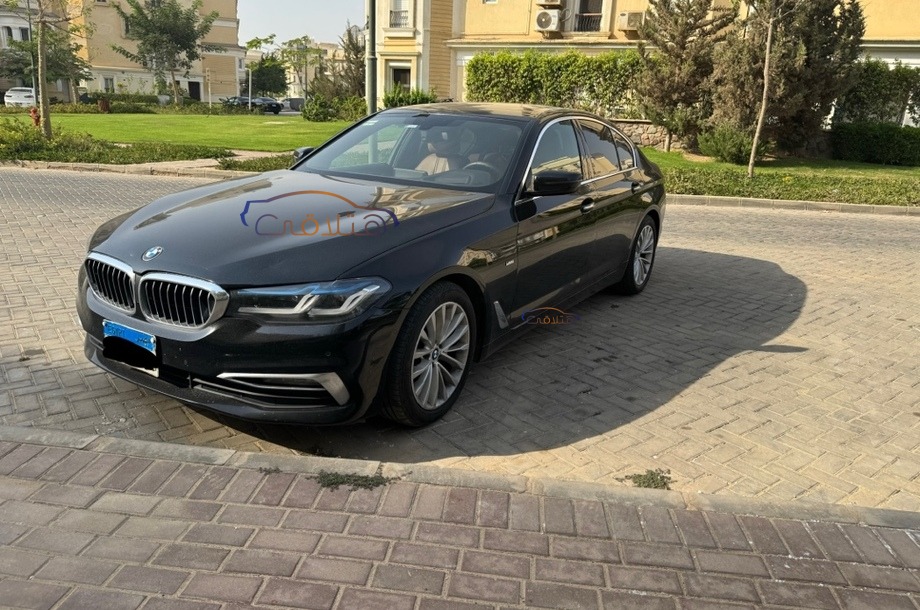 520 BMW Black