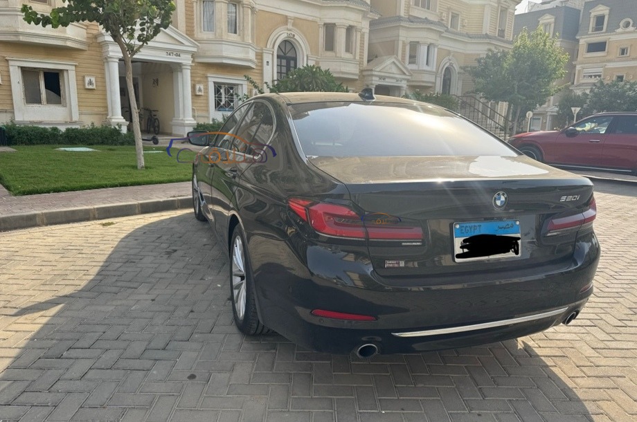 520 BMW Black