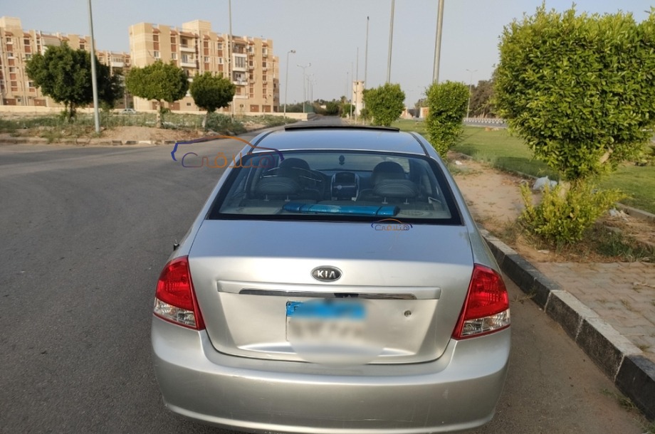 Cerato Kia فضي