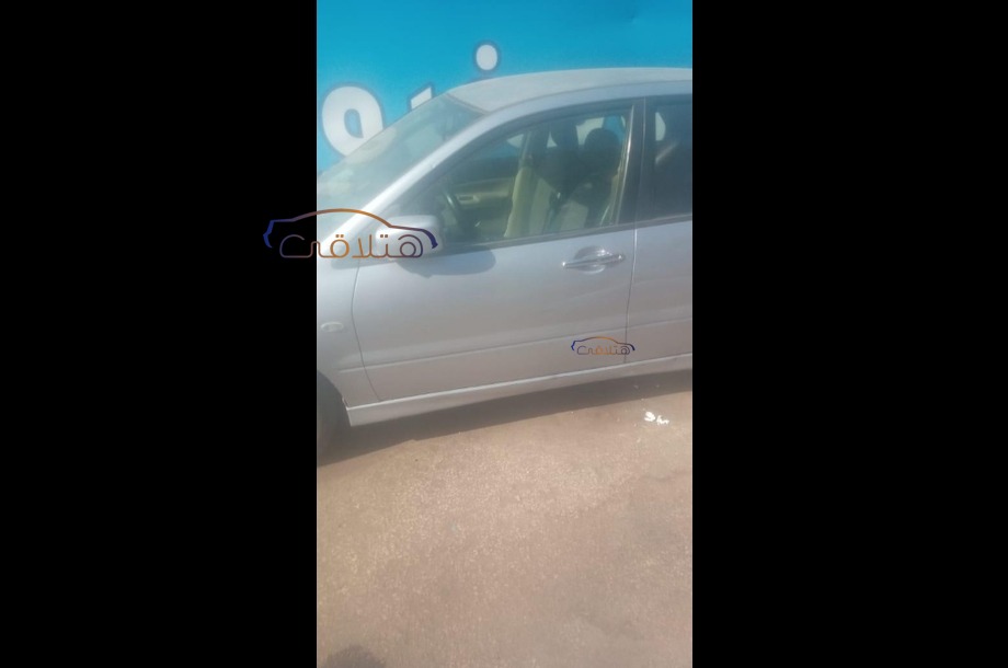 Lancer Puma Mitsubishi فضي