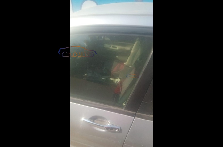 Lancer Puma Mitsubishi فضي