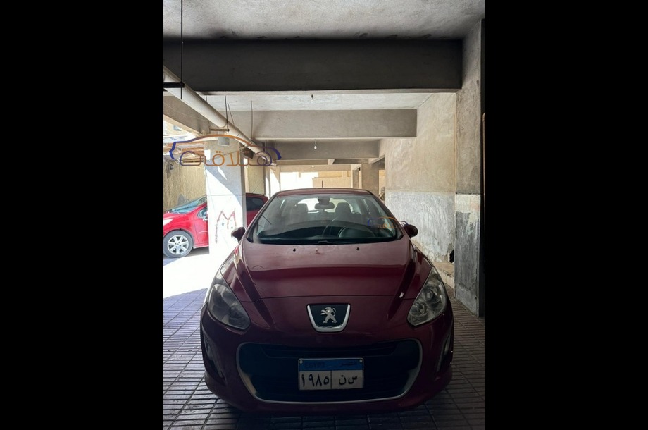 308 Peugeot Red