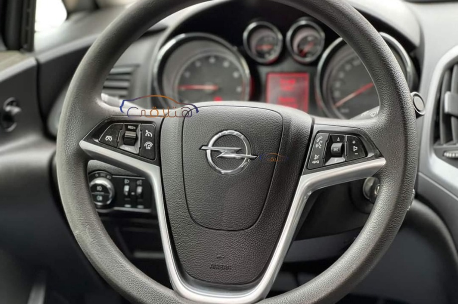 Astra Opel فيراني