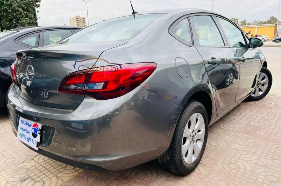 Astra Opel فيراني