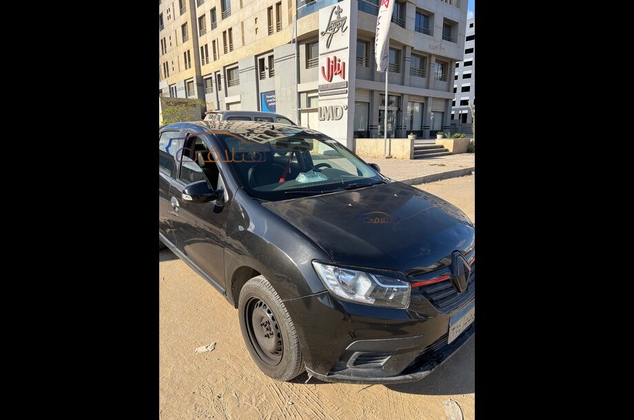 Logan Renault Black