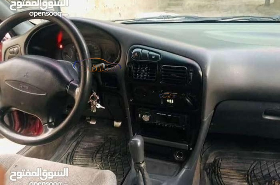 Lancer Mitsubishi Dark red