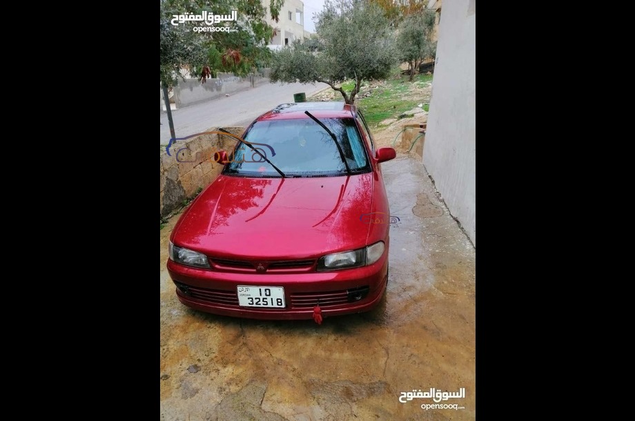 Lancer Mitsubishi Dark red