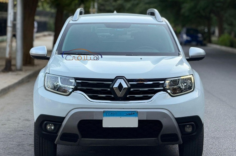 Duster Renault White