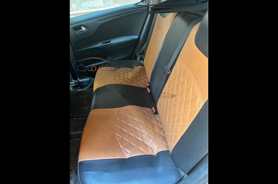 301 Peugeot موكا