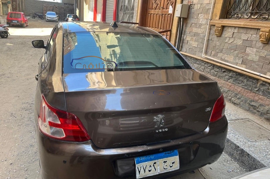 301 Peugeot موكا