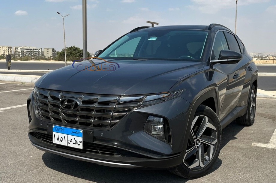 Tucson Hyundai Dark grey