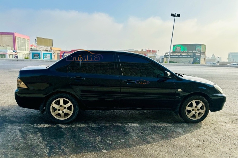 Lancer Puma Mitsubishi Black