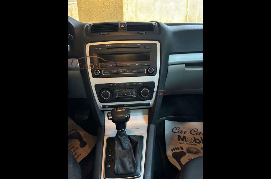 Fantasia Skoda أسود