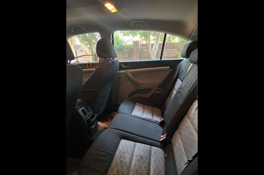 Fantasia Skoda أسود