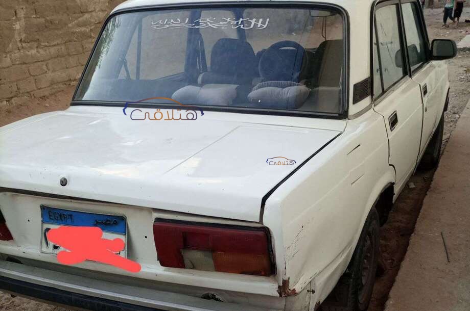 2105 Lada أبيض