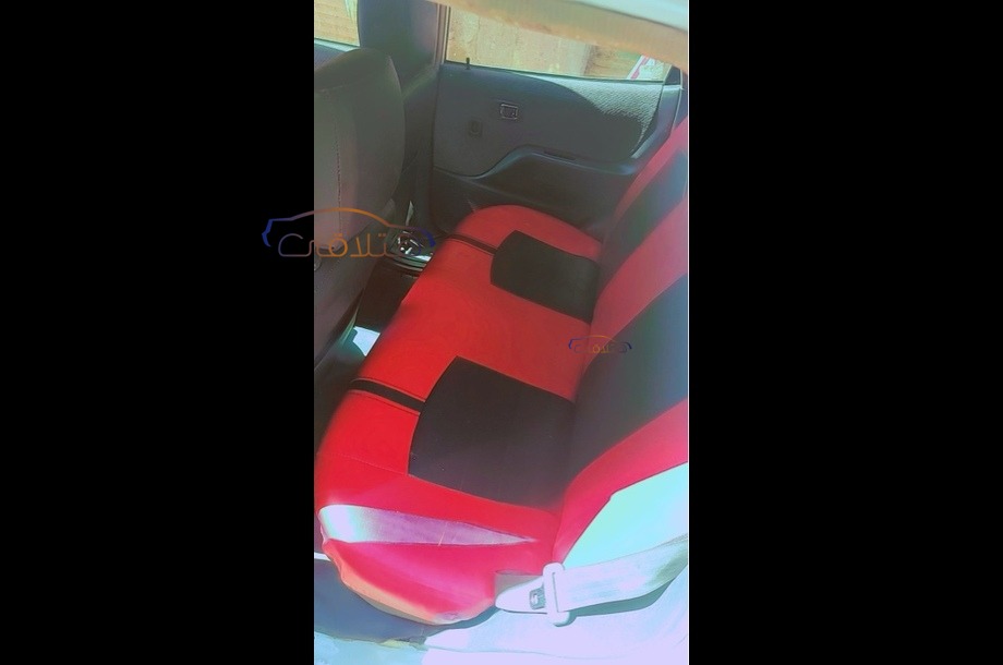 SIRION Daihatsu White