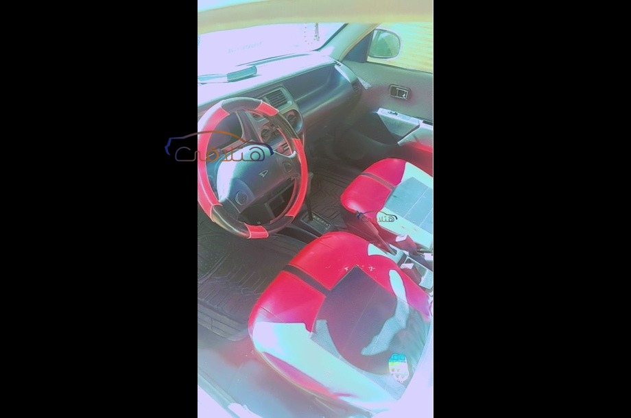 SIRION Daihatsu White