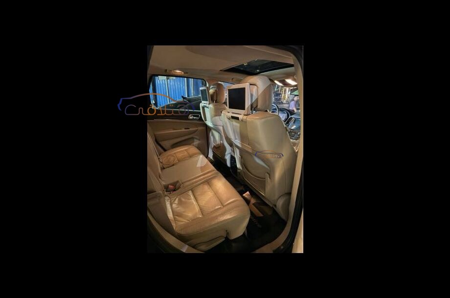 Grand Cherokee Jeep Black