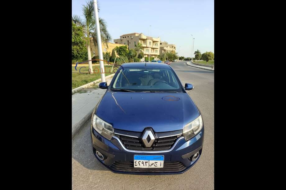 Logan Renault بترولي