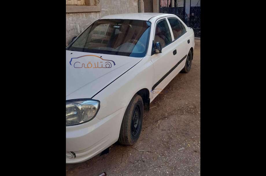 Verna Hyundai White
