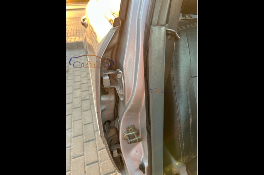 Optra Chevrolet فضي