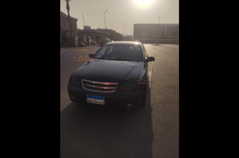 Optra Chevrolet أسود