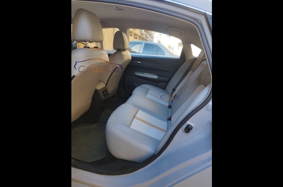 E70 PRO Dongfeng Silver