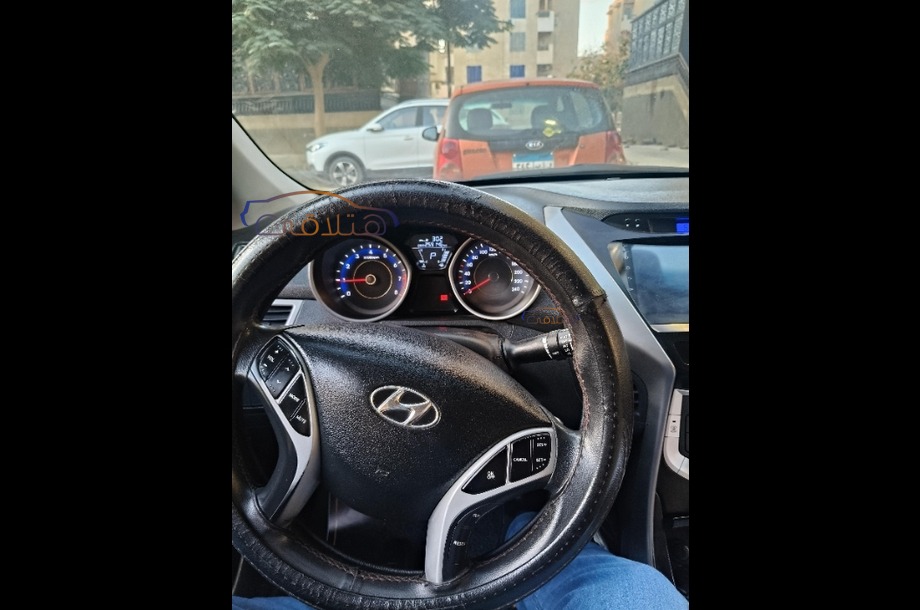 Elantra MD Hyundai Dark grey